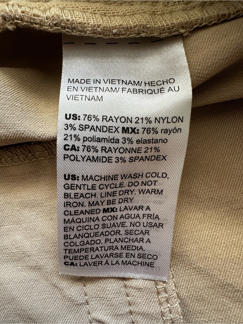 CHICO’S So Slimming Brigitte Slim Leg Pants Tan Sand Workwear Office Size 12 NWT - Picture 9 of 10